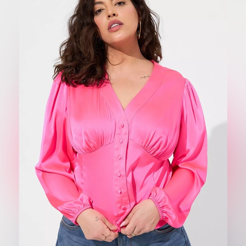 Torrid Pink Satin Button Front Peplum Blouse Long Sleeve Size 2